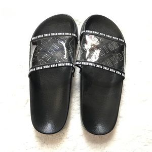 BRAND NEW VS Pink Slides 💕